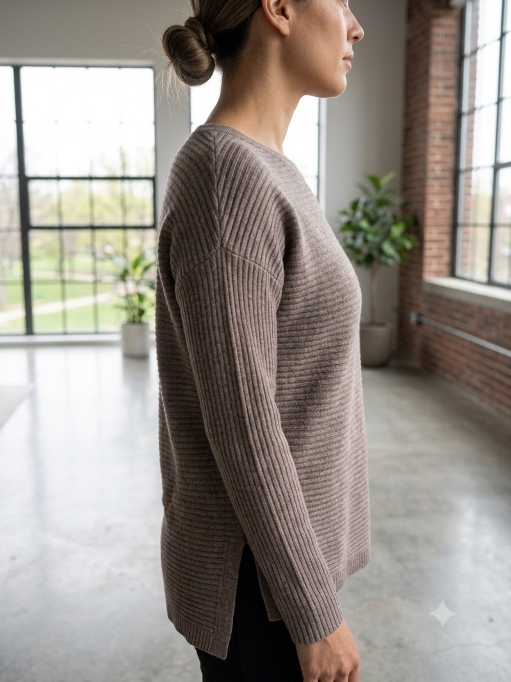 Tahari Brown Ribbed Crewneck Sweater Merino Wool Blend Size S